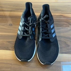 Adidas Primeblue men’s size 13